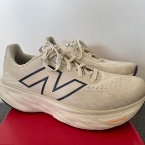 New Balance Fresh Foam 1080 V14 women’s 7 Wide